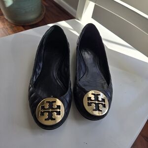Tory Burch Black and Gold Women's Flats